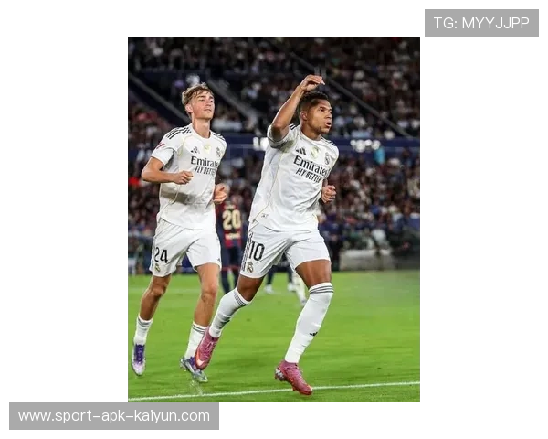 皇马巴萨德比焦点对决:姆巴佩与亚马尔新星首发之争 皇马巴萨德比焦点对决:姆巴佩与亚马尔新星首发之争