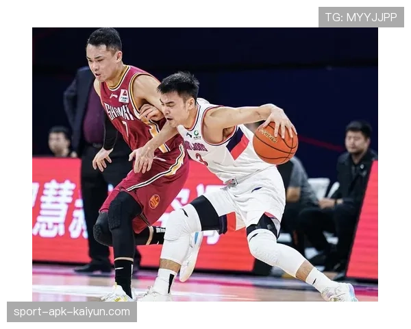 “名单公布：澳大利亚男篮公布18人集训大名单，西蒙斯、吉迪、丹尼尔斯入选”